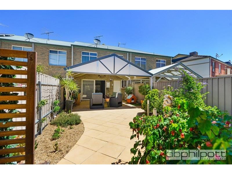 40 Sir Ross Smith Bvd, Oakden SA 5086