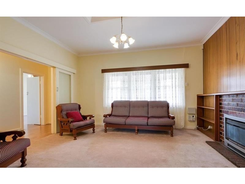 10 Clisby St, Vale Park SA 5081