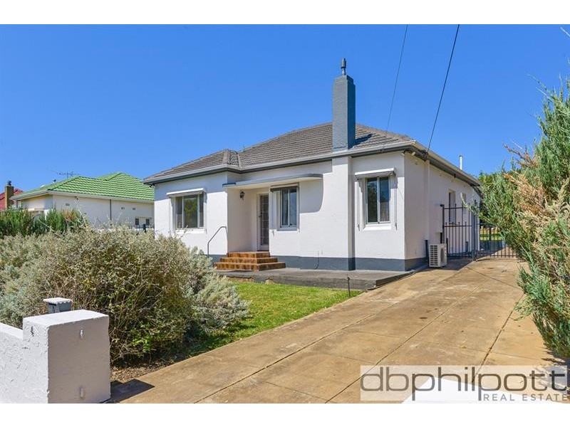 4 Donald St, Blair Athol SA 5084