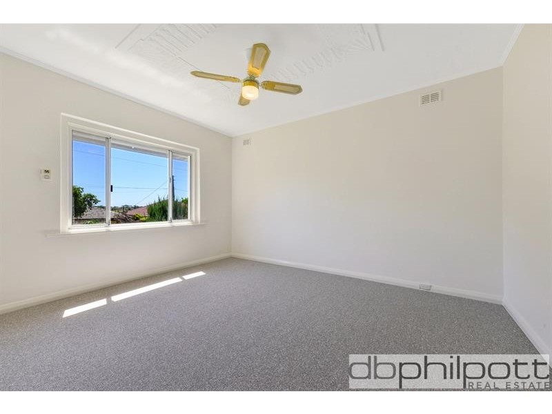 4 Donald St, Blair Athol SA 5084