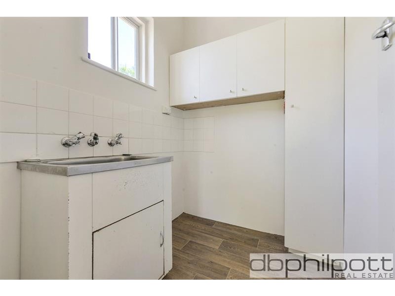 4 Donald St, Blair Athol SA 5084
