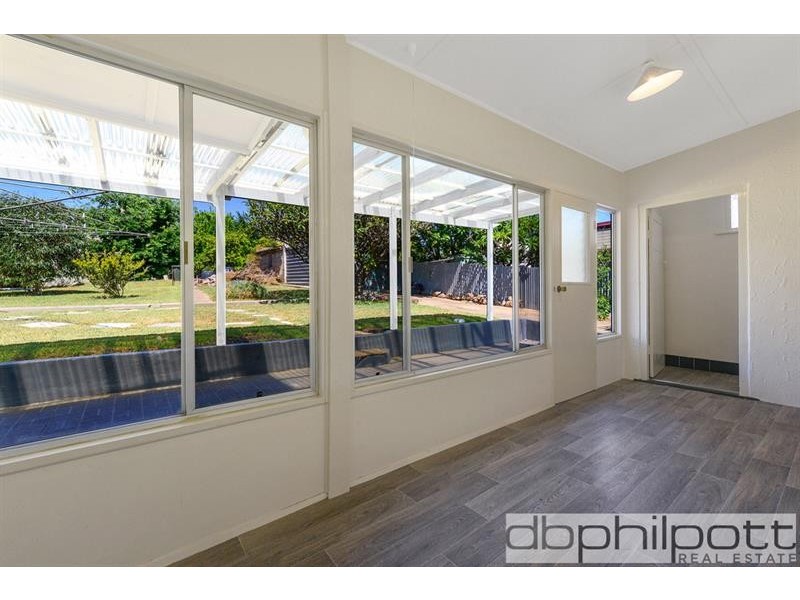 4 Donald St, Blair Athol SA 5084