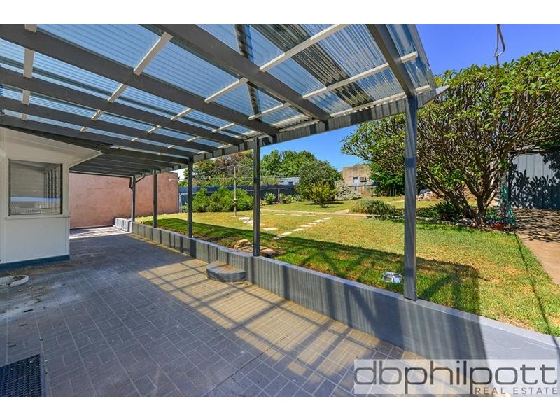 4 Donald St, Blair Athol SA 5084