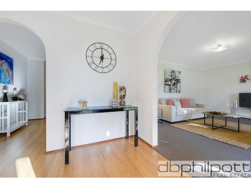 13 Whittaker Ave, Old Reynella SA 5161