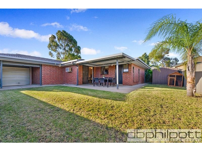 13 Whittaker Ave, Old Reynella SA 5161