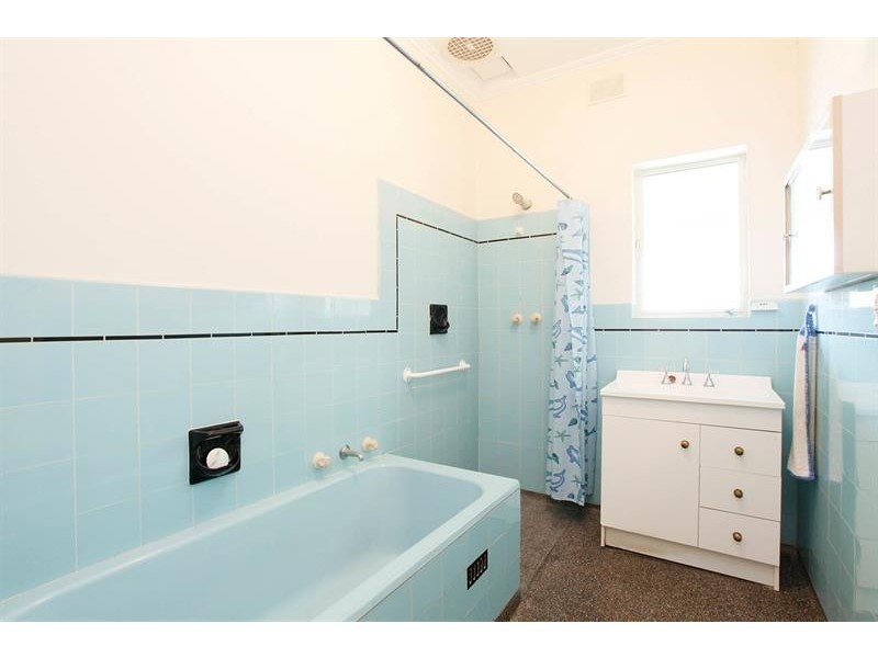 194 Railway Tce, Taperoo SA 5017