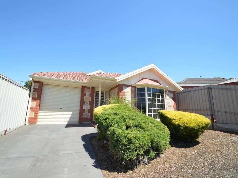 15 Dunbarton Cres, Greenwith SA 5125