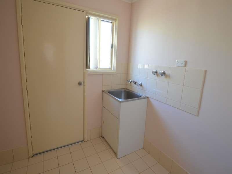 15 Dunbarton Cres, Greenwith SA 5125