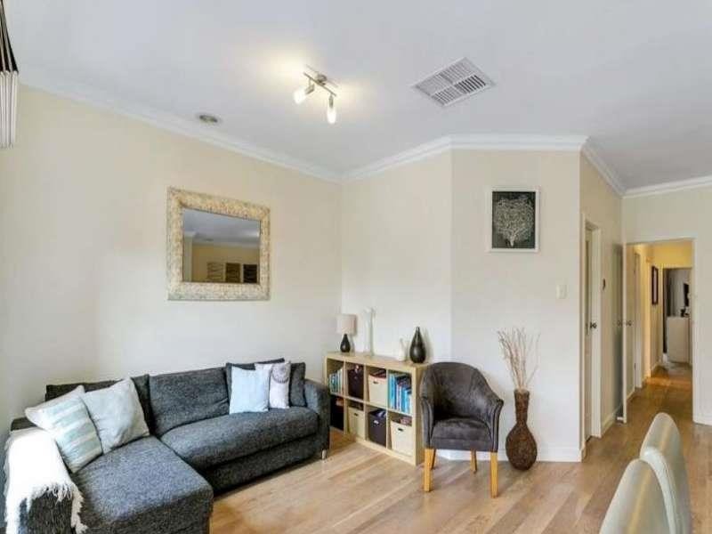 36  Hampton Dr, Oakden SA 5086