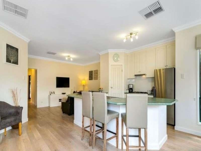 36  Hampton Dr, Oakden SA 5086