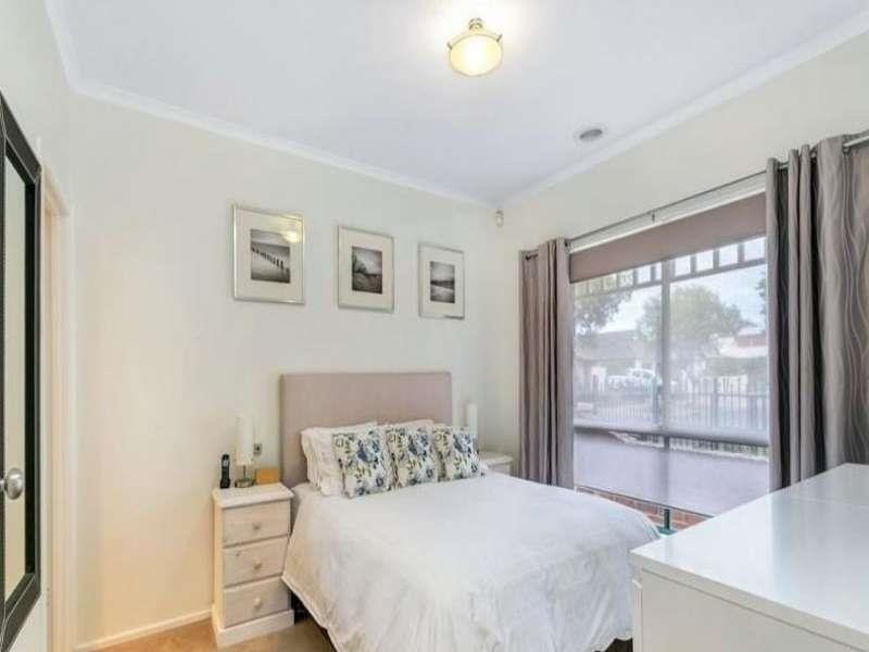 36  Hampton Dr, Oakden SA 5086