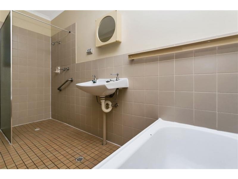 27 Exeter  Terrace, Renown Park SA 5008