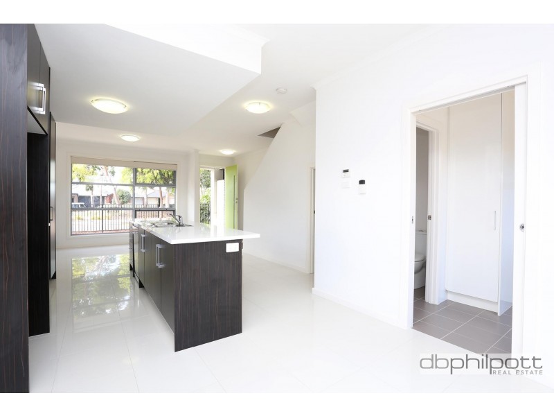 19 Kenmair St, Mansfield Park SA 5012