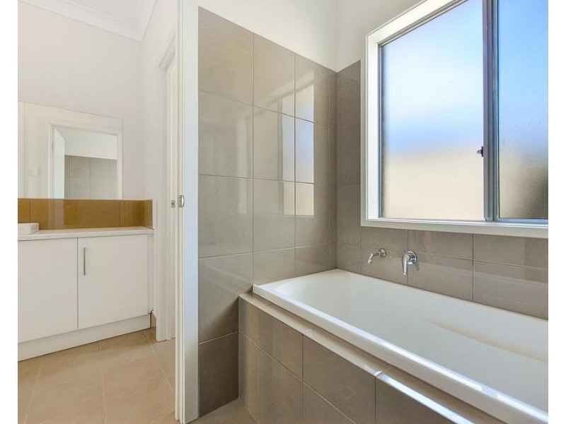 74 Fosters Road, Hillcrest SA 5086