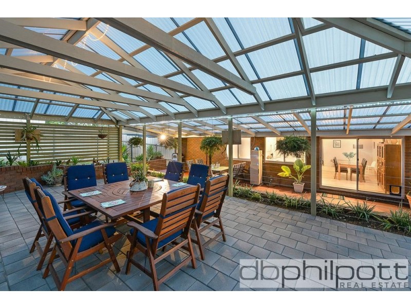 22 Lynore Ave, Modbury Heights SA 5092