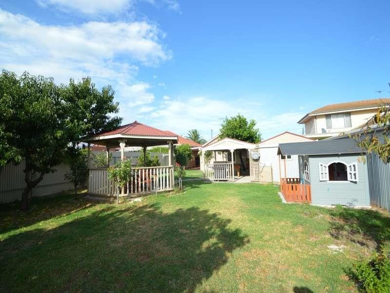 10 Evans  St, Rosewater SA 5013