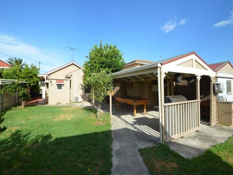 10 Evans  St, Rosewater SA 5013