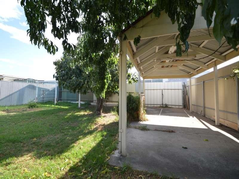 10 Evans  St, Rosewater SA 5013