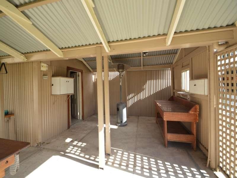 10 Evans  St, Rosewater SA 5013