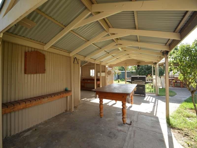 10 Evans  St, Rosewater SA 5013