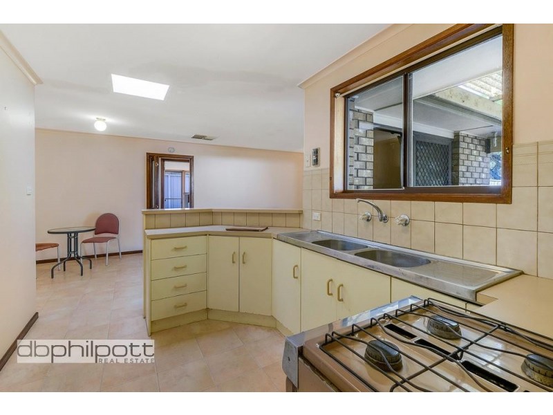 2 Navarino Court, Surrey Downs SA 5126