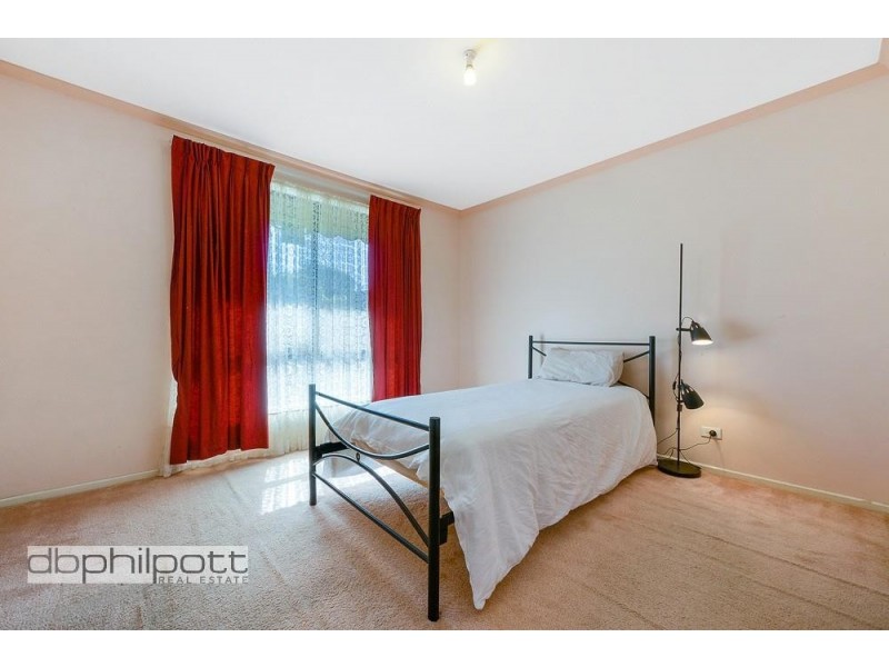 2 Navarino Court, Surrey Downs SA 5126