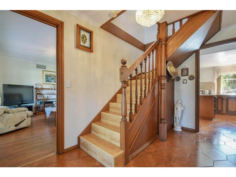 6 Fairhill Street, Hallett Cove SA 5158