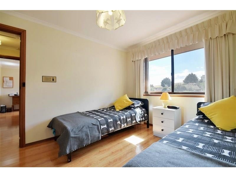 6 Fairhill Street, Hallett Cove SA 5158