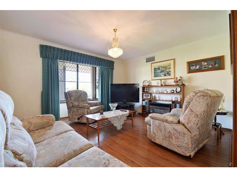 6 Fairhill Street, Hallett Cove SA 5158