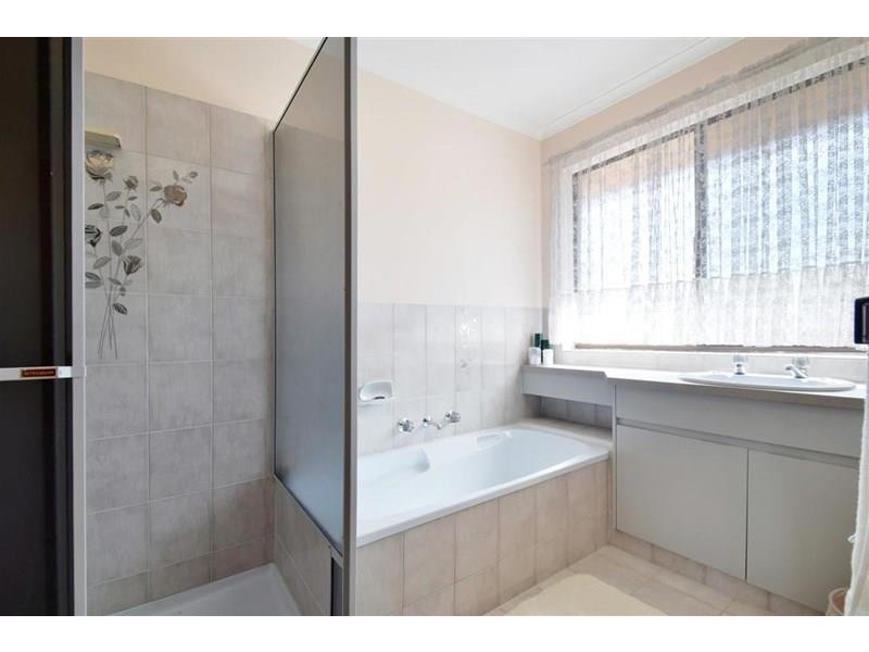 6 Fairhill Street, Hallett Cove SA 5158