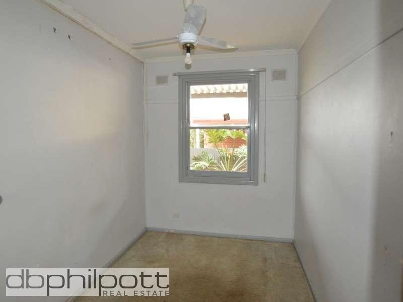 8 Bartlett Street, Elizabeth Downs SA 5113