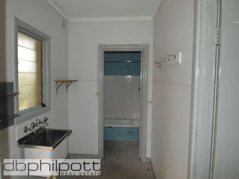 8 Bartlett Street, Elizabeth Downs SA 5113