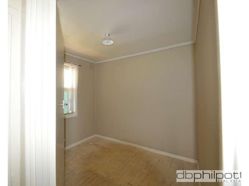 10 Small  Crescent, Smithfield Plains SA 5114