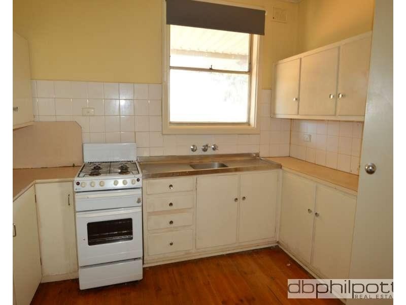 10 Small  Crescent, Smithfield Plains SA 5114