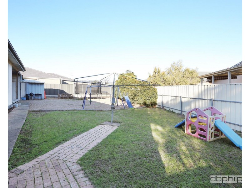 5 Redward  Avenue, Greenacres SA 5086