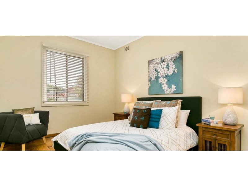 5 Salrak Avenue, Marion SA 5043