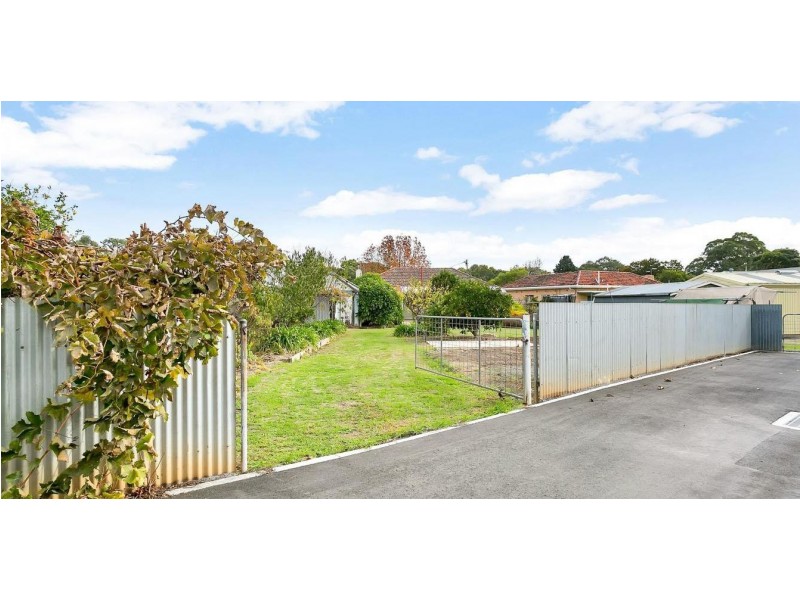 5 Salrak Avenue, Marion SA 5043