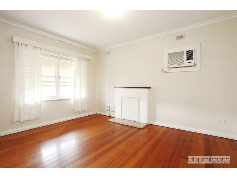 8 Lauder Avenue, Broadview SA 5083