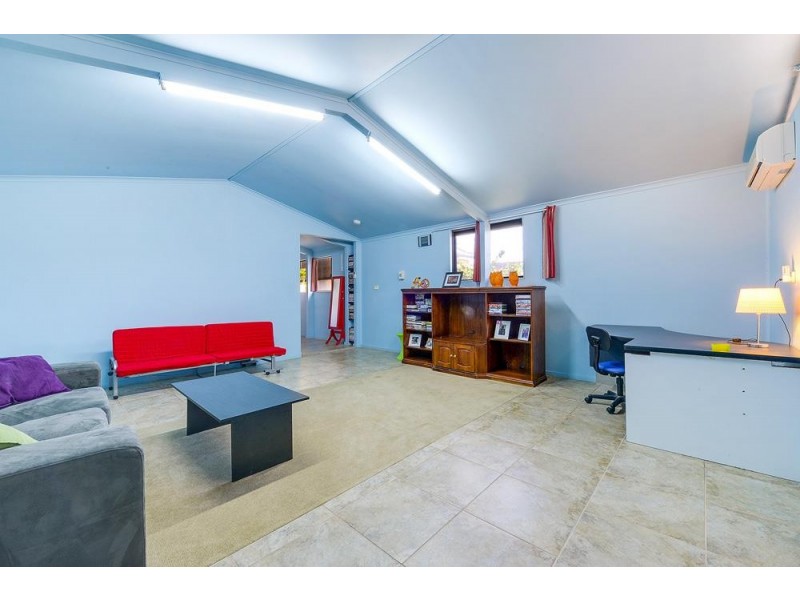 11 Osborne Street, Largs Bay SA 5016