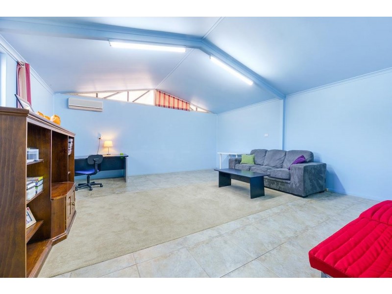 11 Osborne Street, Largs Bay SA 5016