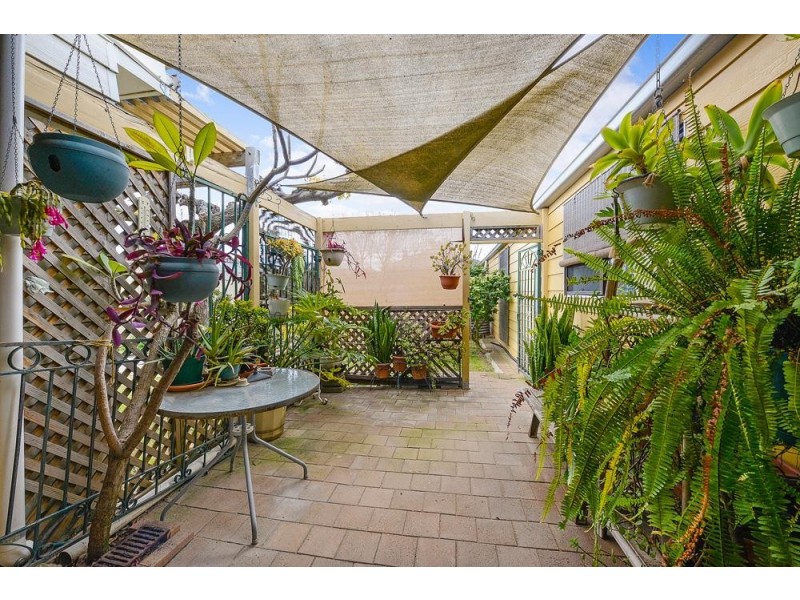 11 Osborne Street, Largs Bay SA 5016