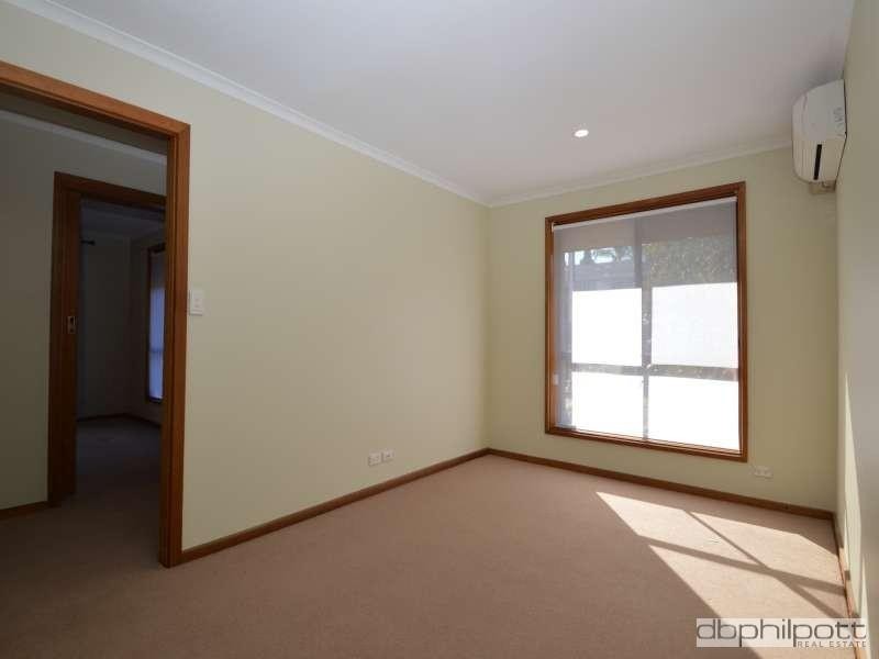 60 Cronulla Drive, Redwood Park SA 5097