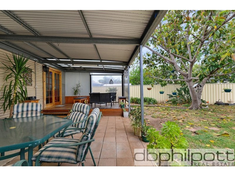 1 Wingate Street, Greenacres SA 5086