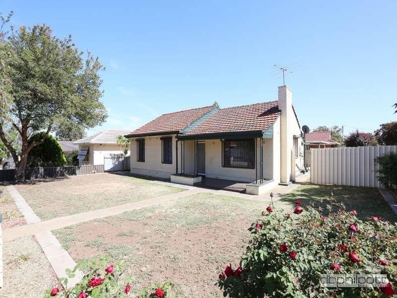 12 Main  Parade, Clearview SA 5085