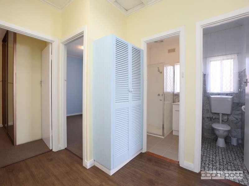 12 Main  Parade, Clearview SA 5085