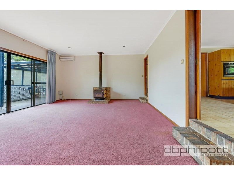 21 Lynore Avenue, Para Hills SA 5096