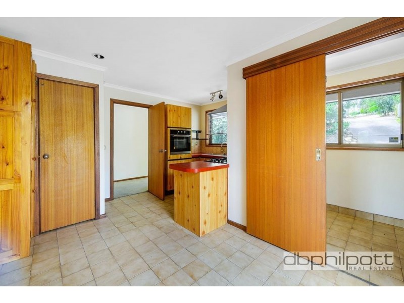 21 Lynore Avenue, Para Hills SA 5096
