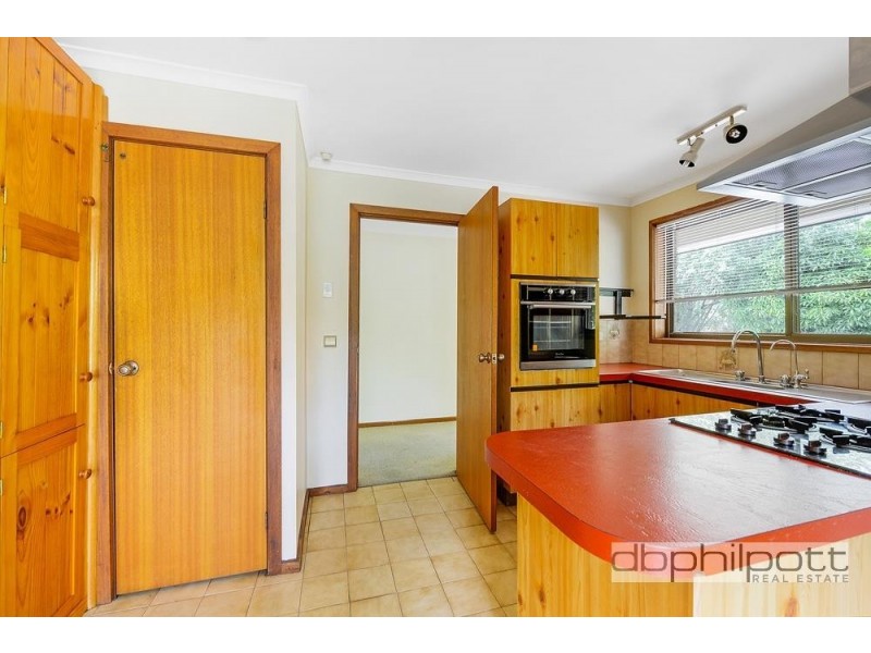21 Lynore Avenue, Para Hills SA 5096