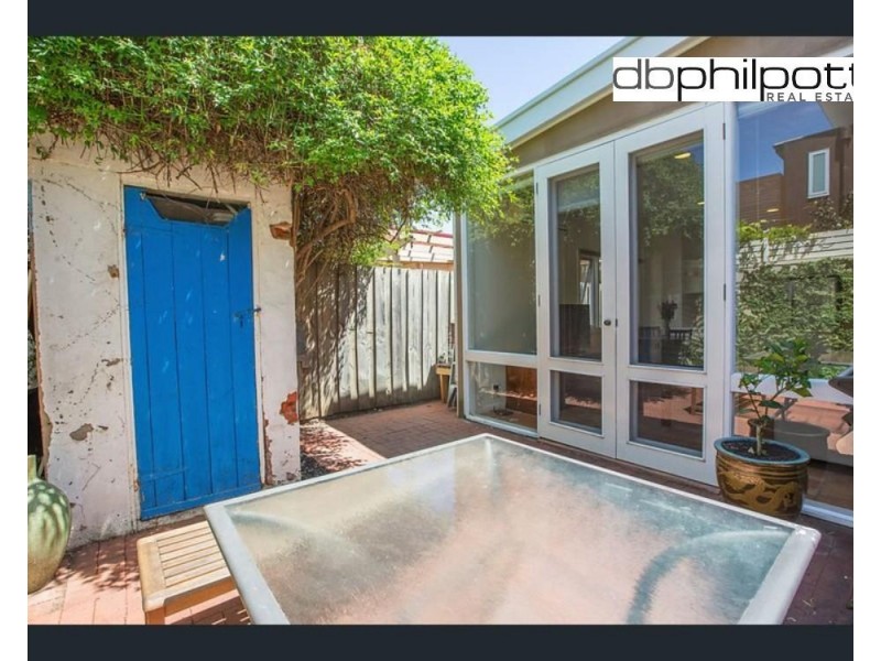24  Mansfield  Street, North Adelaide SA 5006