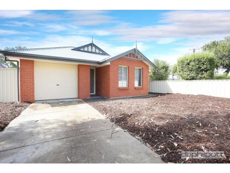 2a St Albans Place, Clearview SA 5085
